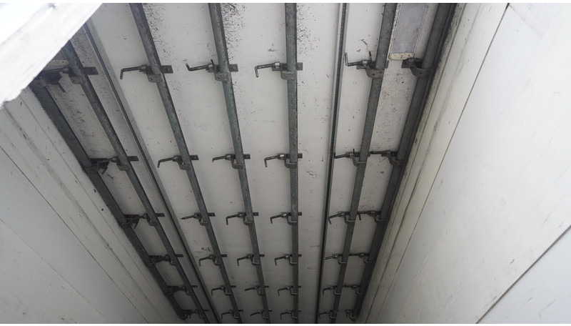 Van Eck 3 AXLE FRIGO WITH MEAT HOOK SYSTEM - Επικαθήμενο ψυγείο: φωτογραφία 4 Van Eck 3 AXLE FRIGO WITH MEAT HOOK SYSTEM - Επικαθήμενο ψυγείο: φωτογραφία 4