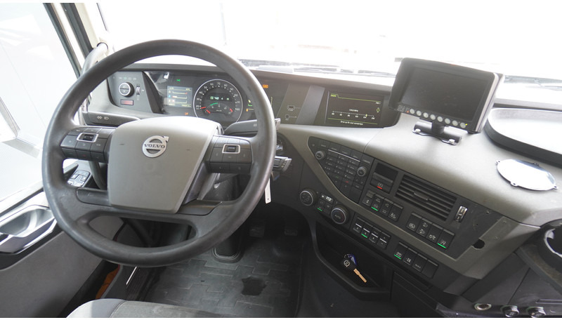 Volvo FH 420 6X2 ADR 796.000KM - Τράκτορας: φωτογραφία 5 Volvo FH 420 6X2 ADR 796.000KM - Τράκτορας: φωτογραφία 5