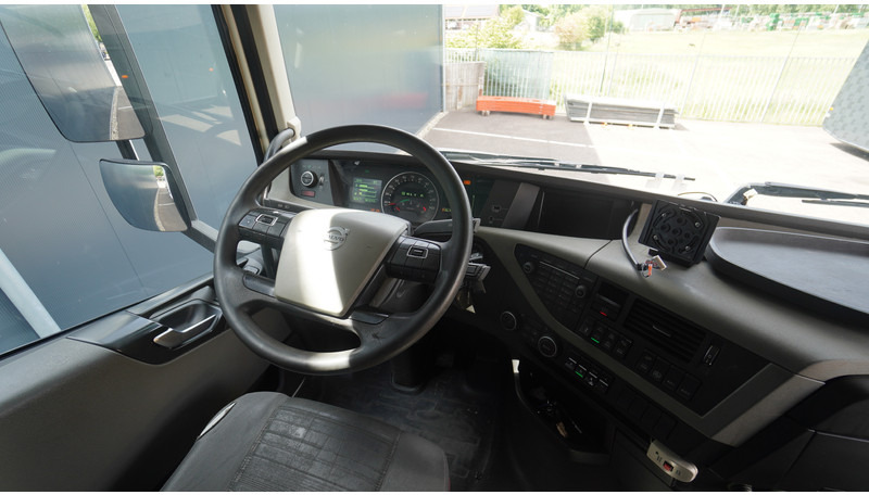 Volvo FH 460 8X2 20 FT CONTAINER TRANSPORT TRUCK - Φορτηγό μεταφοράς εμπορευματοκιβωτίων/ Κινητό αμάξωμα: φωτογραφία 5 Volvo FH 460 8X2 20 FT CONTAINER TRANSPORT TRUCK - Φορτηγό μεταφοράς εμπορευματοκιβωτίων/ Κινητό αμάξωμα: φωτογραφία 5