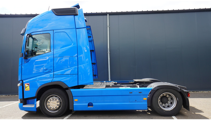 Volvo FH 460 LNG GLOBETROTTER TRUCK WITH 826.000KM - Τράκτορας: φωτογραφία 1 Volvo FH 460 LNG GLOBETROTTER TRUCK WITH 826.000KM - Τράκτορας: φωτογραφία 1