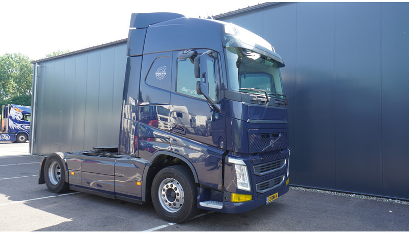Volvo FH460 EURO 6 GLOBETROTTER 833.000KM - Τράκτορας: φωτογραφία 4 Volvo FH460 EURO 6 GLOBETROTTER 833.000KM - Τράκτορας: φωτογραφία 4