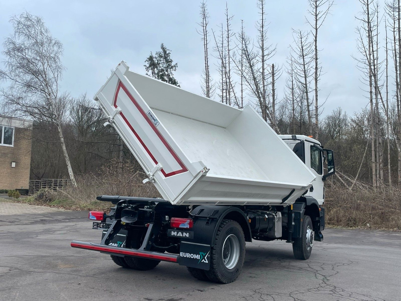 MAN TGM 18.320 4x4 Euro6e Hiab X-HiDuo 138DS-3 - Φορτηγό ανατρεπόμενο, Φορτηγό με γερανό: φωτογραφία 5 MAN TGM 18.320 4x4 Euro6e Hiab X-HiDuo 138DS-3 - Φορτηγό ανατρεπόμενο, Φορτηγό με γερανό: φωτογραφία 5