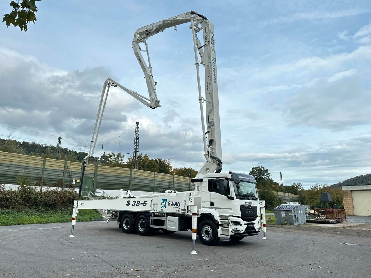 MAN TGS 26.510 6x4 SWAN TSP 38-5 160RZ ( 38m ) - Αντλία σκυροδέματος: φωτογραφία 1 MAN TGS 26.510 6x4 SWAN TSP 38-5 160RZ ( 38m ) - Αντλία σκυροδέματος: φωτογραφία 1