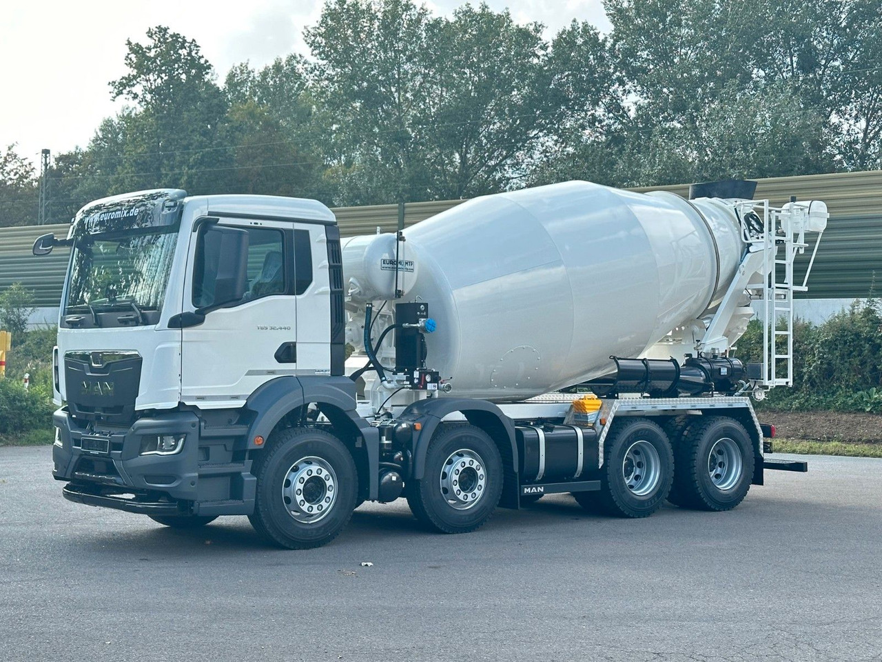 MAN TGS 32.440 8x4 / Euromix MTP EM 9 L - Μπετονιέρα φορτηγό: φωτογραφία 1 MAN TGS 32.440 8x4 / Euromix MTP EM 9 L - Μπετονιέρα φορτηγό: φωτογραφία 1