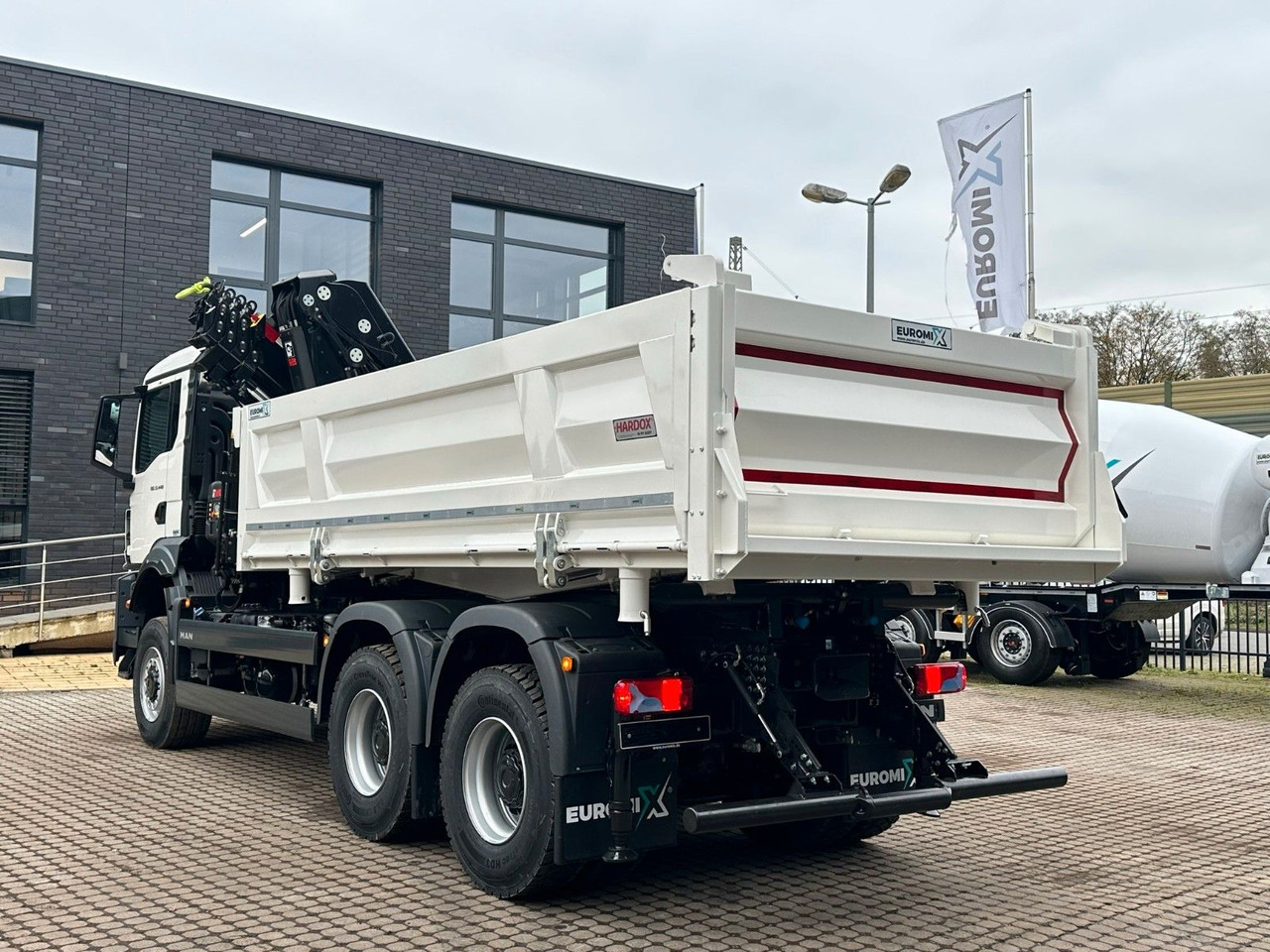 MAN TGS 33.440 6x6 /3-Seiten- Kipper / Kran HIAB 302 - Φορτηγό ανατρεπόμενο, Φορτηγό με γερανό: φωτογραφία 3 MAN TGS 33.440 6x6 /3-Seiten- Kipper / Kran HIAB 302 - Φορτηγό ανατρεπόμενο, Φορτηγό με γερανό: φωτογραφία 3