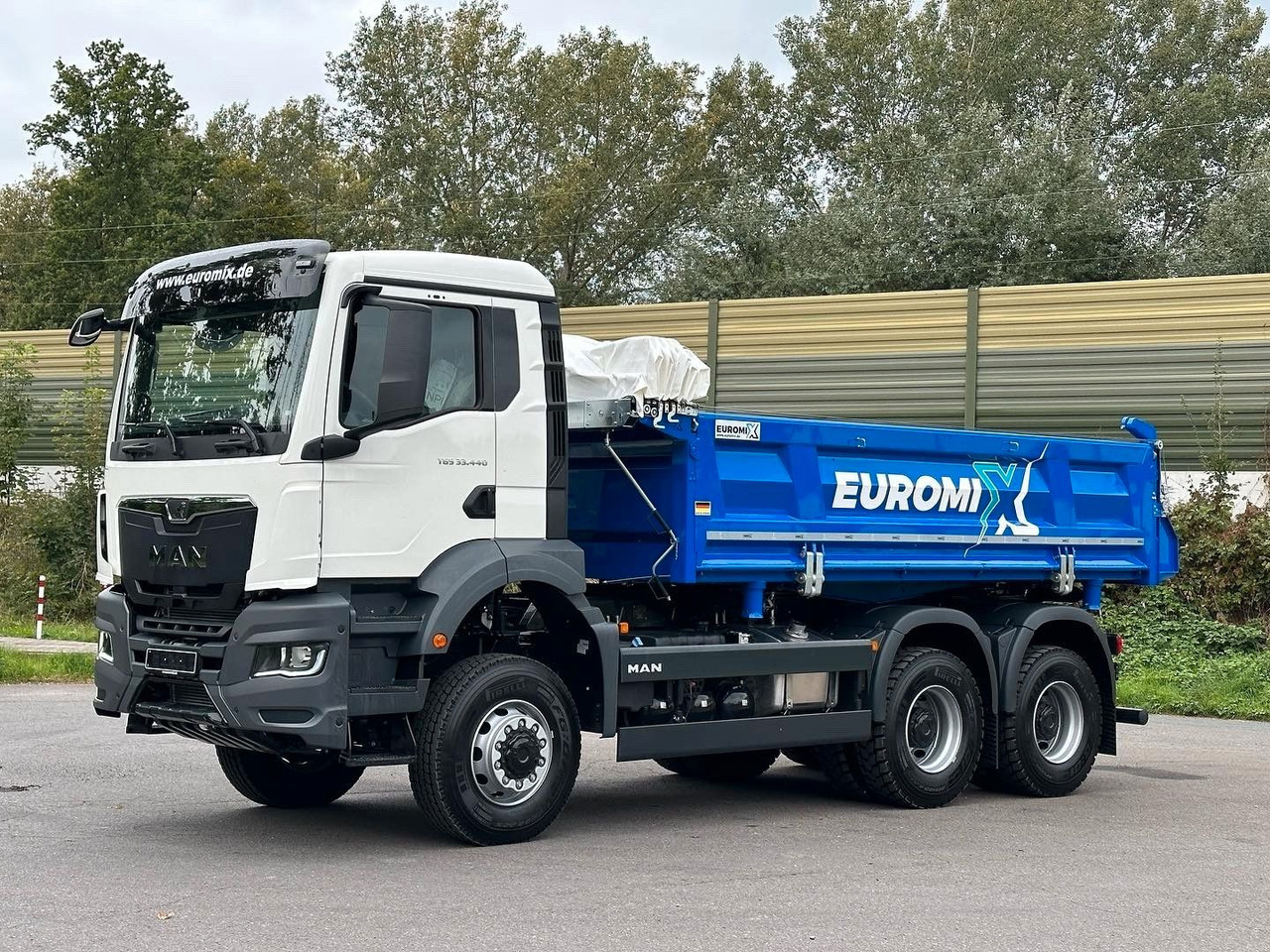 MAN TGS 33.440 6x6 /Euro6 3-Seiten-Kipper EuromixMTP - Φορτηγό ανατρεπόμενο: φωτογραφία 2 MAN TGS 33.440 6x6 /Euro6 3-Seiten-Kipper EuromixMTP - Φορτηγό ανατρεπόμενο: φωτογραφία 2