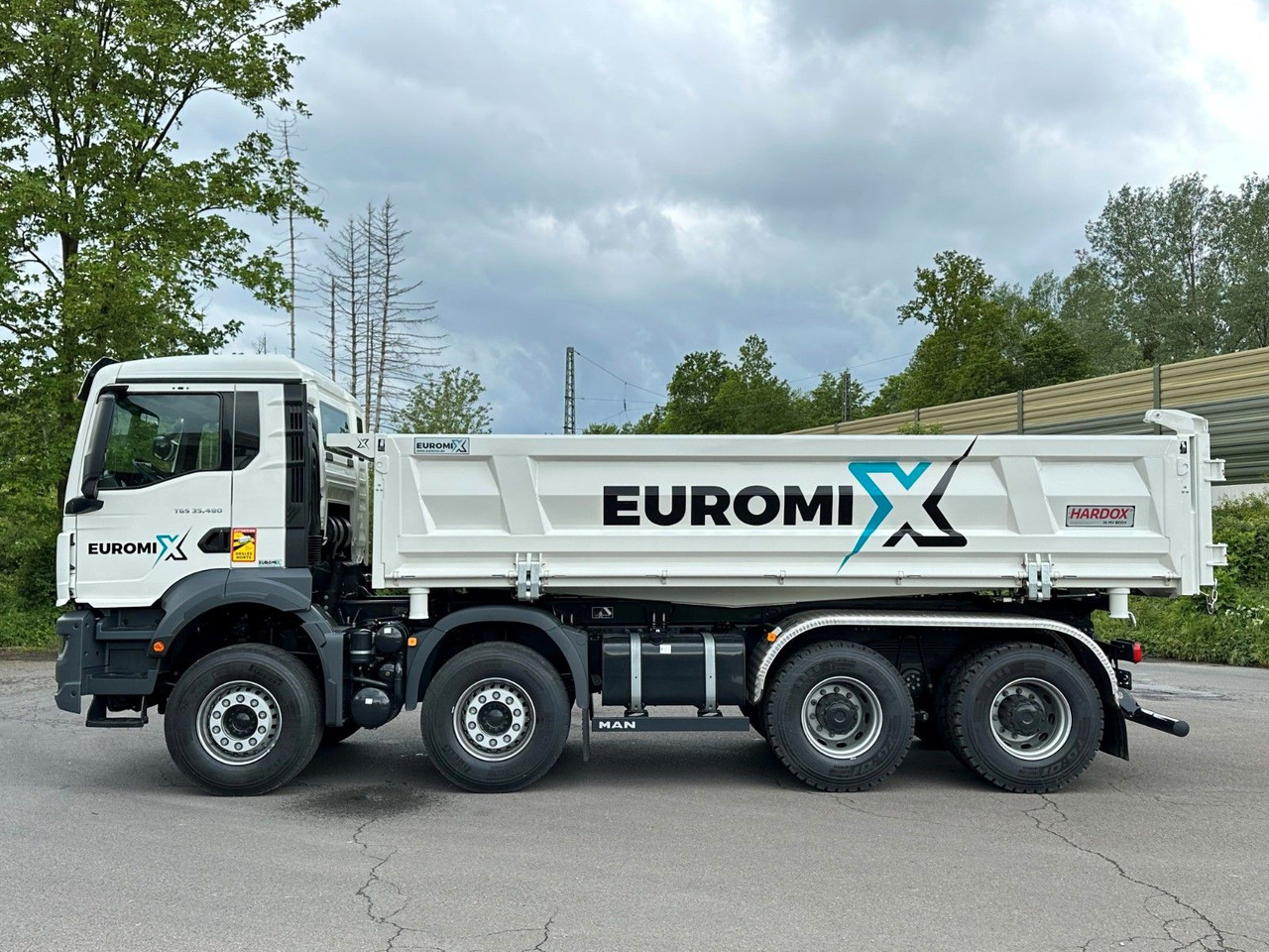 MAN TGS 35.480 8x4 EuromixMTP 2-Seiten-Kipper - Φορτηγό ανατρεπόμενο: φωτογραφία 4 MAN TGS 35.480 8x4 EuromixMTP 2-Seiten-Kipper - Φορτηγό ανατρεπόμενο: φωτογραφία 4
