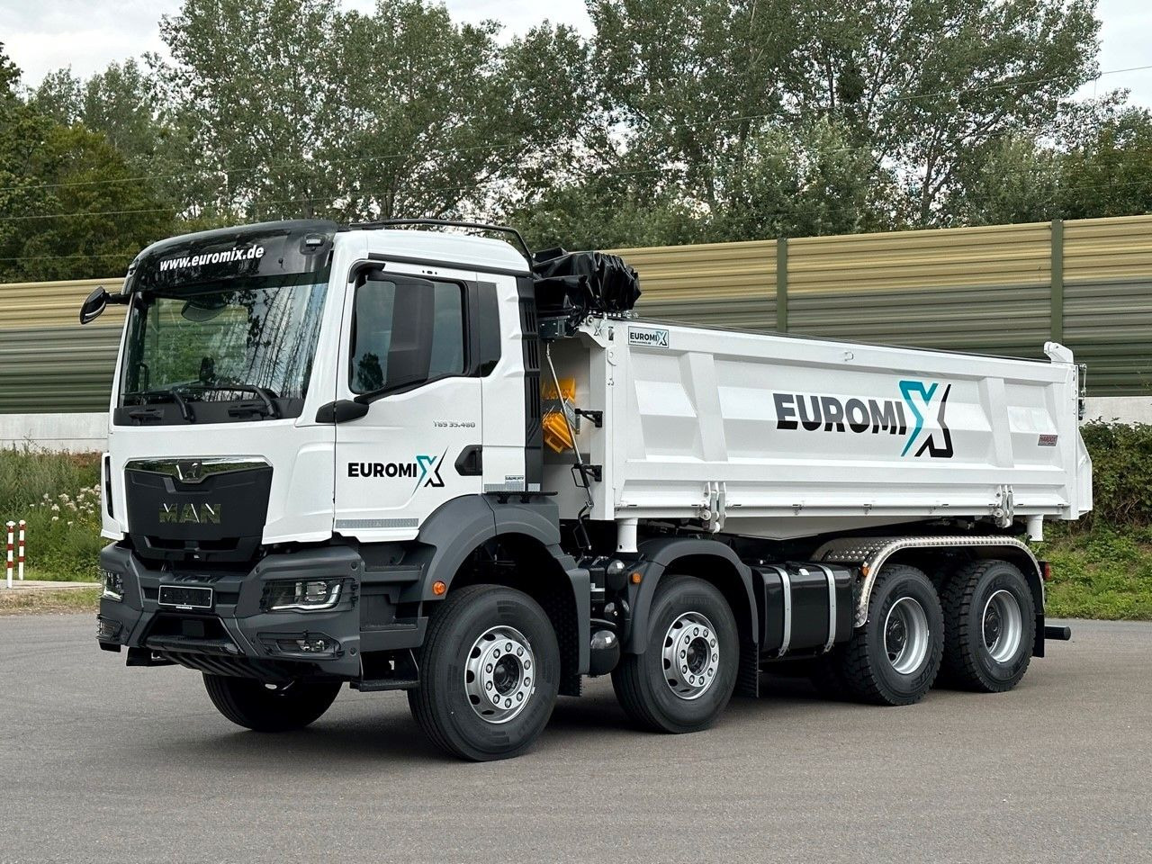 MAN TGS 35.480 8x4 EuromixMTP 3-Seiten-Kipper - Φορτηγό ανατρεπόμενο: φωτογραφία 3 MAN TGS 35.480 8x4 EuromixMTP 3-Seiten-Kipper - Φορτηγό ανατρεπόμενο: φωτογραφία 3