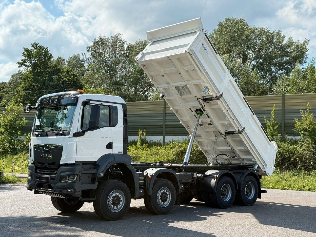 MAN TGS 35.480 8x8 EuromixMTP 3-Seiten-Kipper - Φορτηγό ανατρεπόμενο: φωτογραφία 1 MAN TGS 35.480 8x8 EuromixMTP 3-Seiten-Kipper - Φορτηγό ανατρεπόμενο: φωτογραφία 1