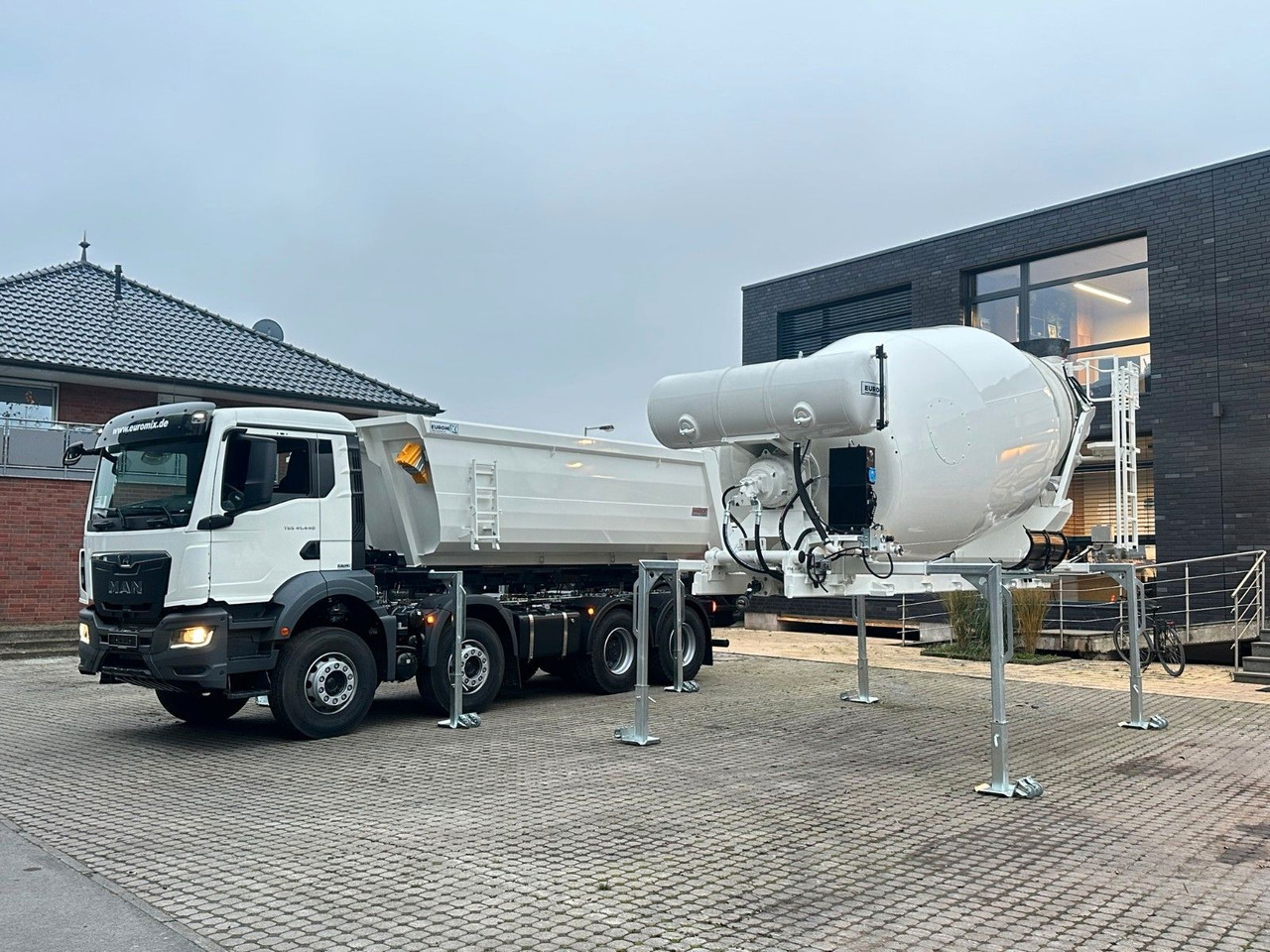 MAN TGS 41.480 8x4 WECHSELSYSTEM KIPPER+MISCHER - Μπετονιέρα φορτηγό: φωτογραφία 3 MAN TGS 41.480 8x4 WECHSELSYSTEM KIPPER+MISCHER - Μπετονιέρα φορτηγό: φωτογραφία 3