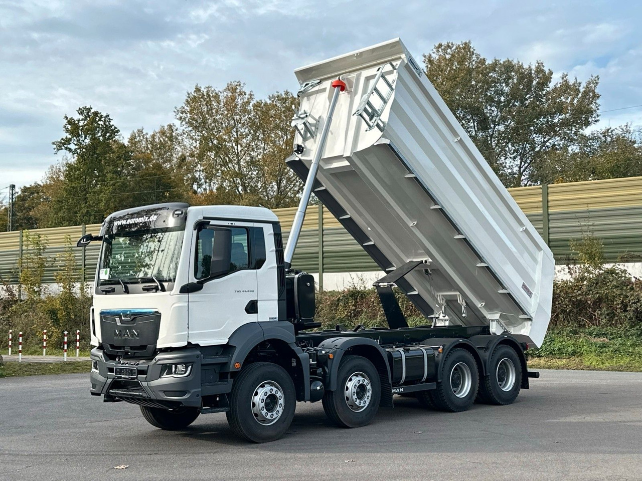 MAN TGS 41.520 BB 8X4 Euromix Retarder - Φορτηγό ανατρεπόμενο: φωτογραφία 2 MAN TGS 41.520 BB 8X4 Euromix Retarder - Φορτηγό ανατρεπόμενο: φωτογραφία 2