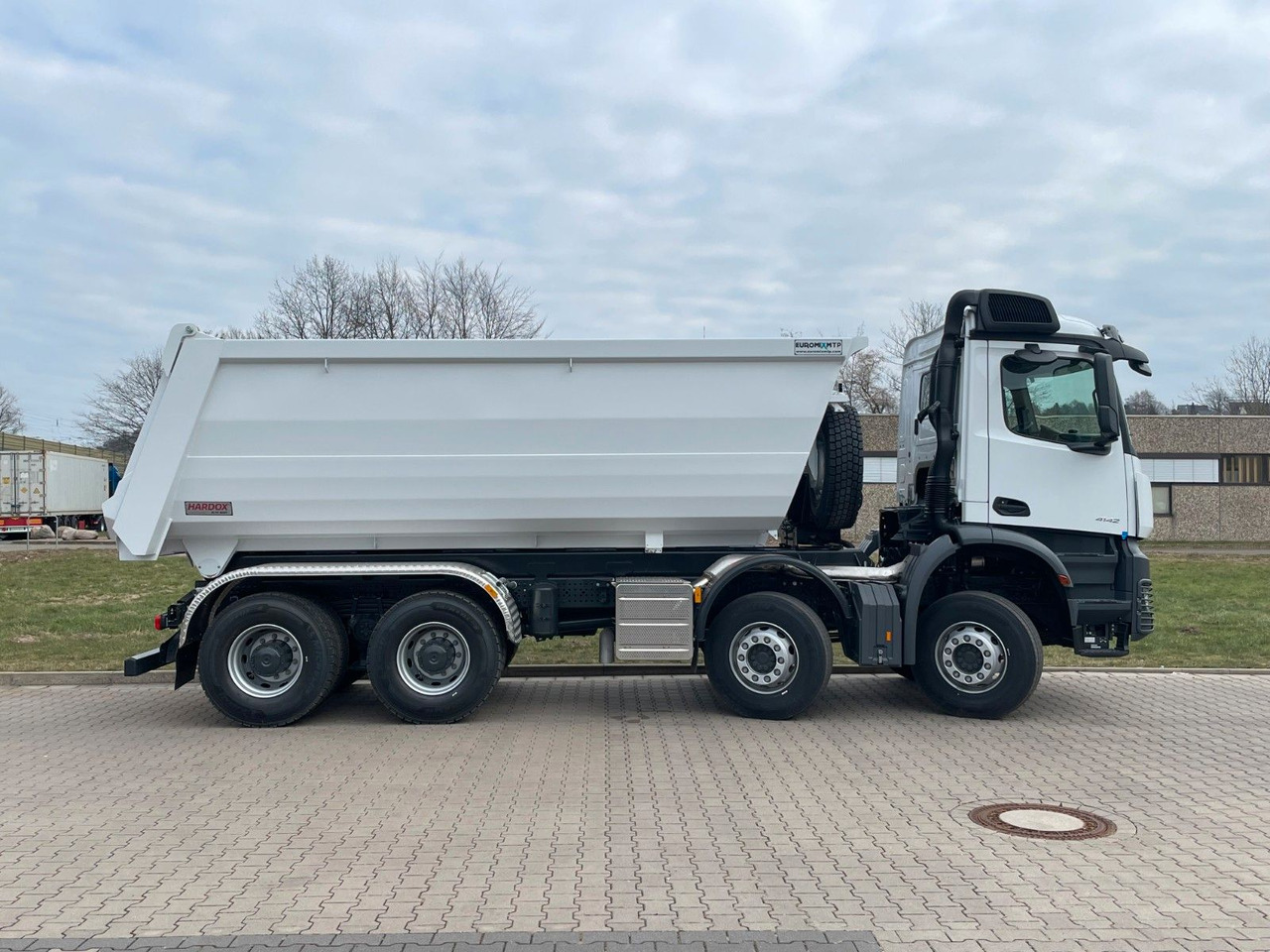 Φορτηγό ανατρεπόμενο Mercedes-Benz 4142 8X4  Mulden-  Kipper -  EuromixMTP: φωτογραφία 7
