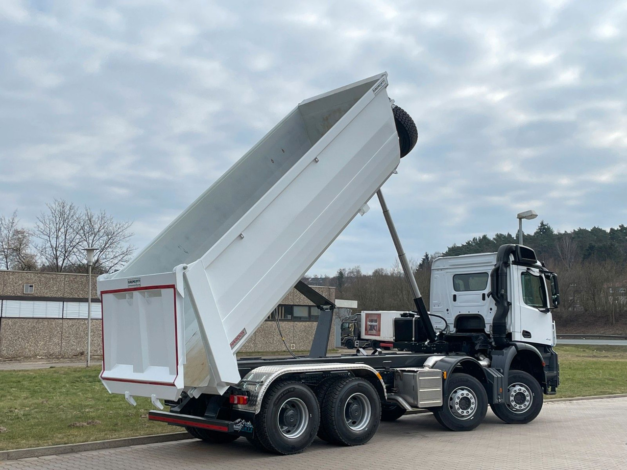 Φορτηγό ανατρεπόμενο Mercedes-Benz 4142 8X4  Mulden-  Kipper -  EuromixMTP: φωτογραφία 13