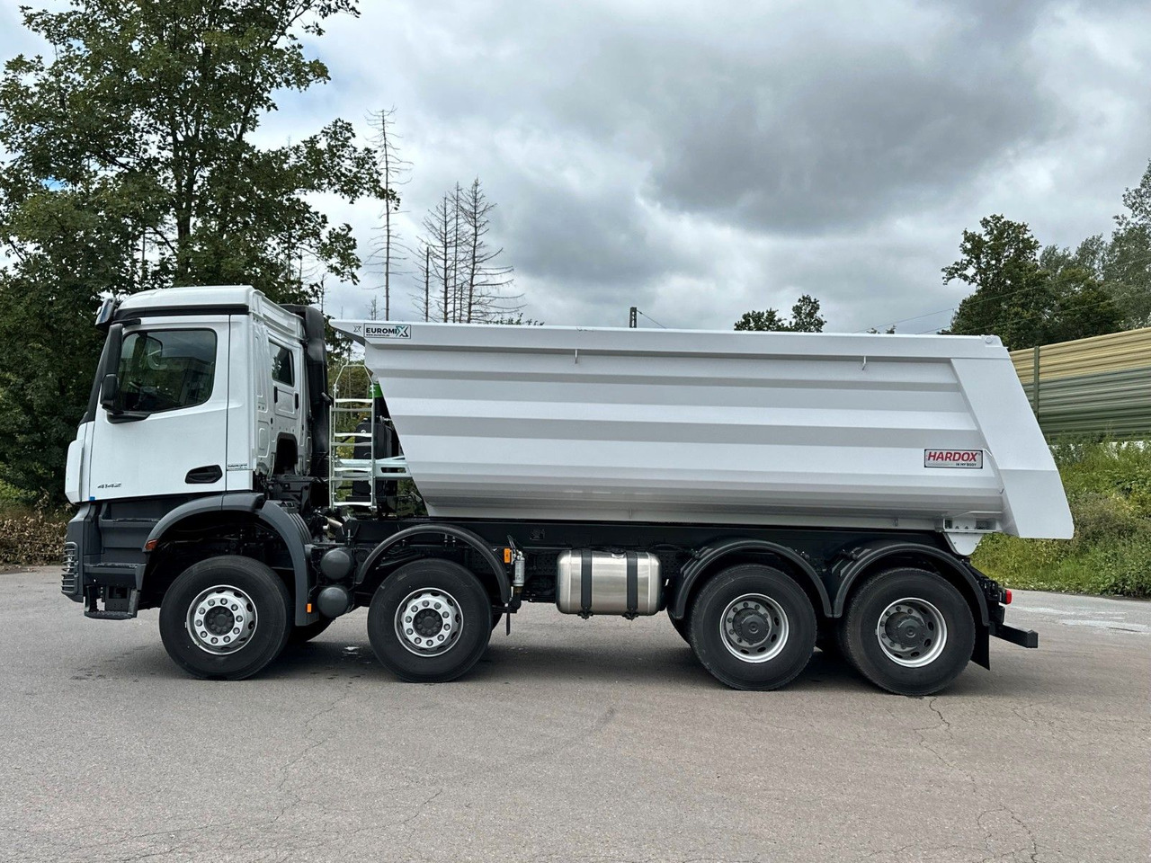 Mercedes-Benz 4142 8X4 Mulden- Kipper - EuromixMTP - Φορτηγό ανατρεπόμενο: φωτογραφία 3 Mercedes-Benz 4142 8X4 Mulden- Kipper - EuromixMTP - Φορτηγό ανατρεπόμενο: φωτογραφία 3