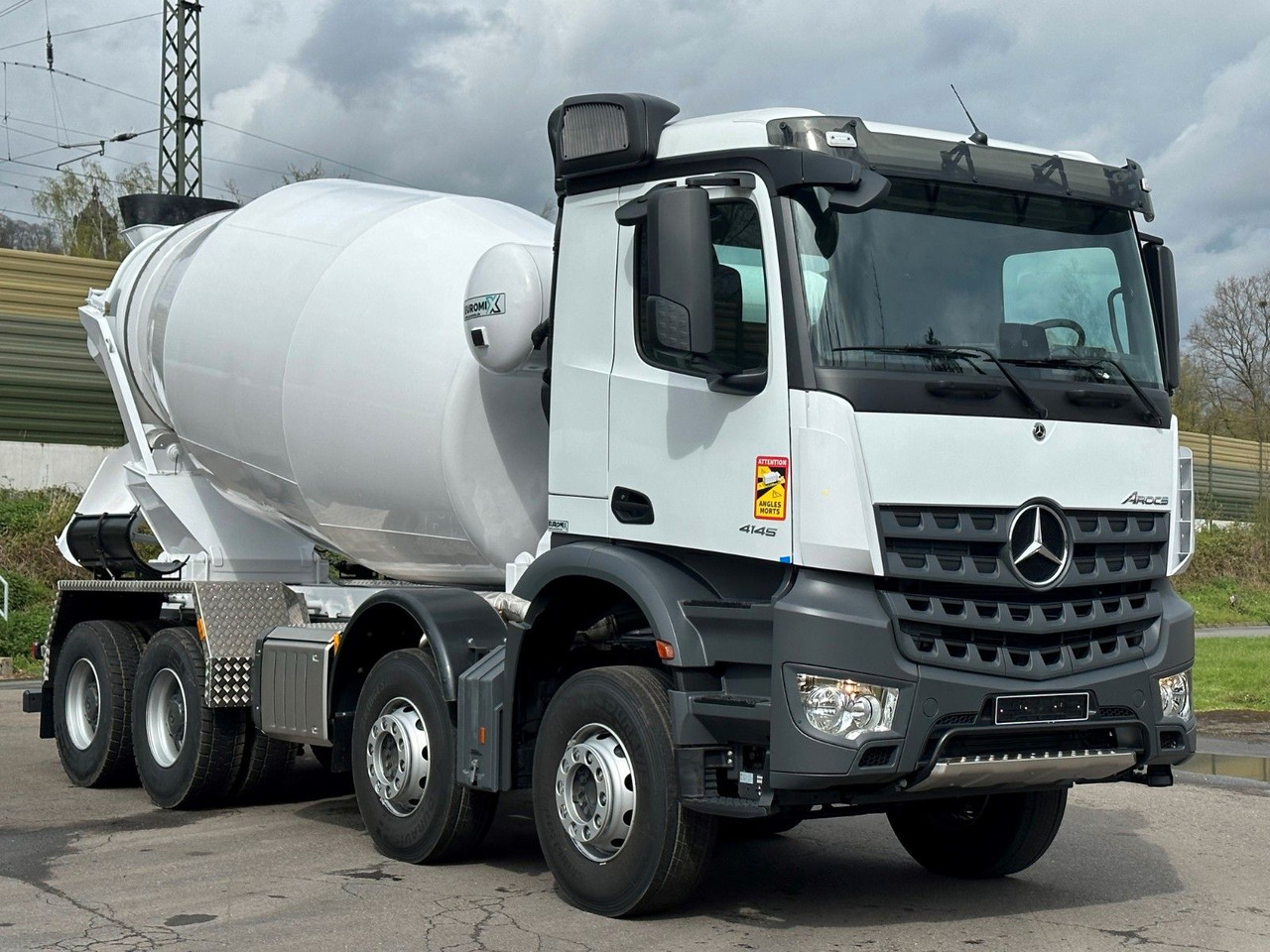 Mercedes-Benz 4145 8X4 EuromixMTP EM 10 Fahrmischer - Μπετονιέρα φορτηγό: φωτογραφία 1 Mercedes-Benz 4145 8X4 EuromixMTP EM 10 Fahrmischer - Μπετονιέρα φορτηγό: φωτογραφία 1