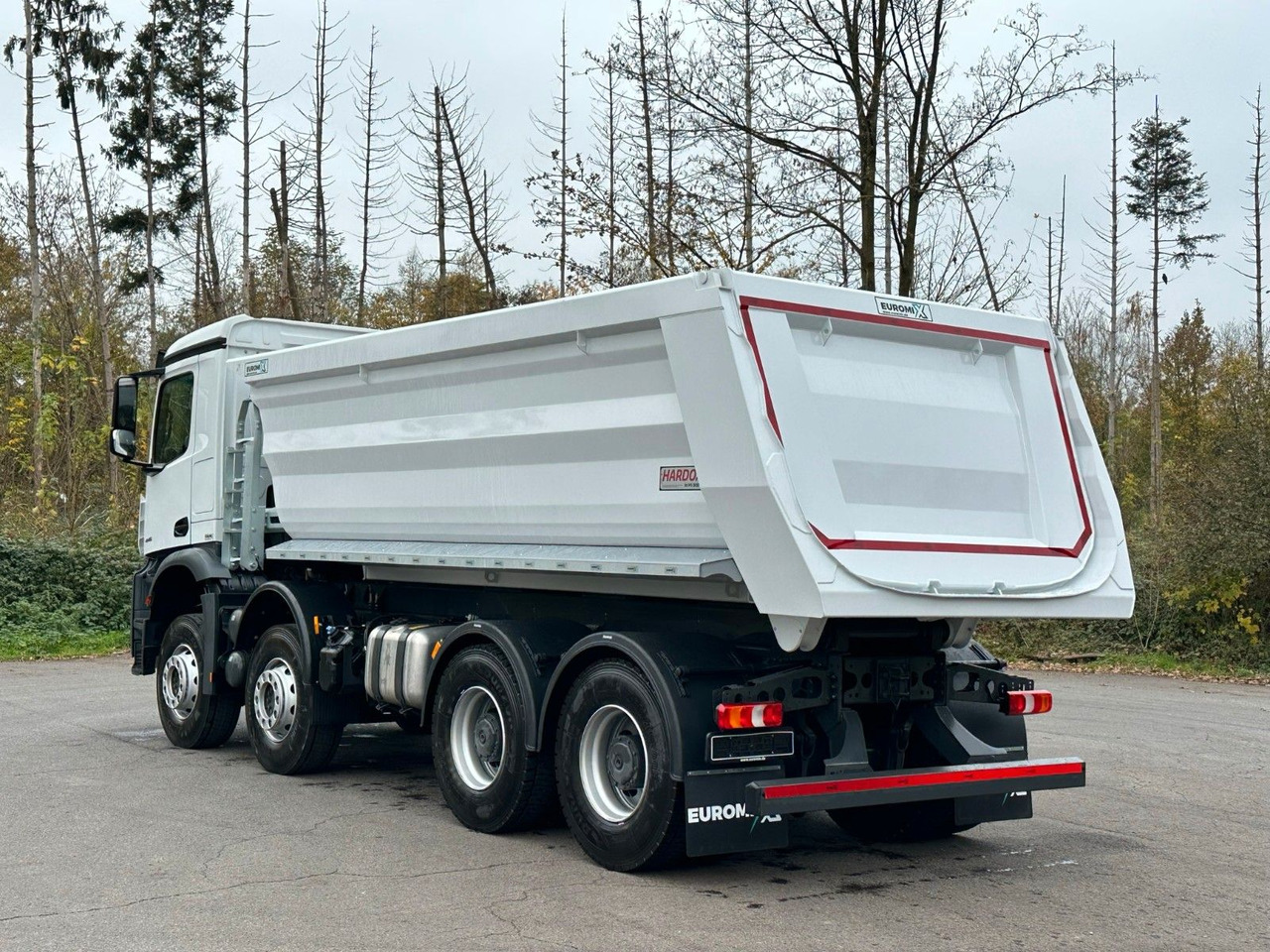 Mercedes-Benz AROCS 5 4145 8X4 E6e EuromixMTP 18m³ Kipper - Φορτηγό ανατρεπόμενο: φωτογραφία 4 Mercedes-Benz AROCS 5 4145 8X4 E6e EuromixMTP 18m³ Kipper - Φορτηγό ανατρεπόμενο: φωτογραφία 4