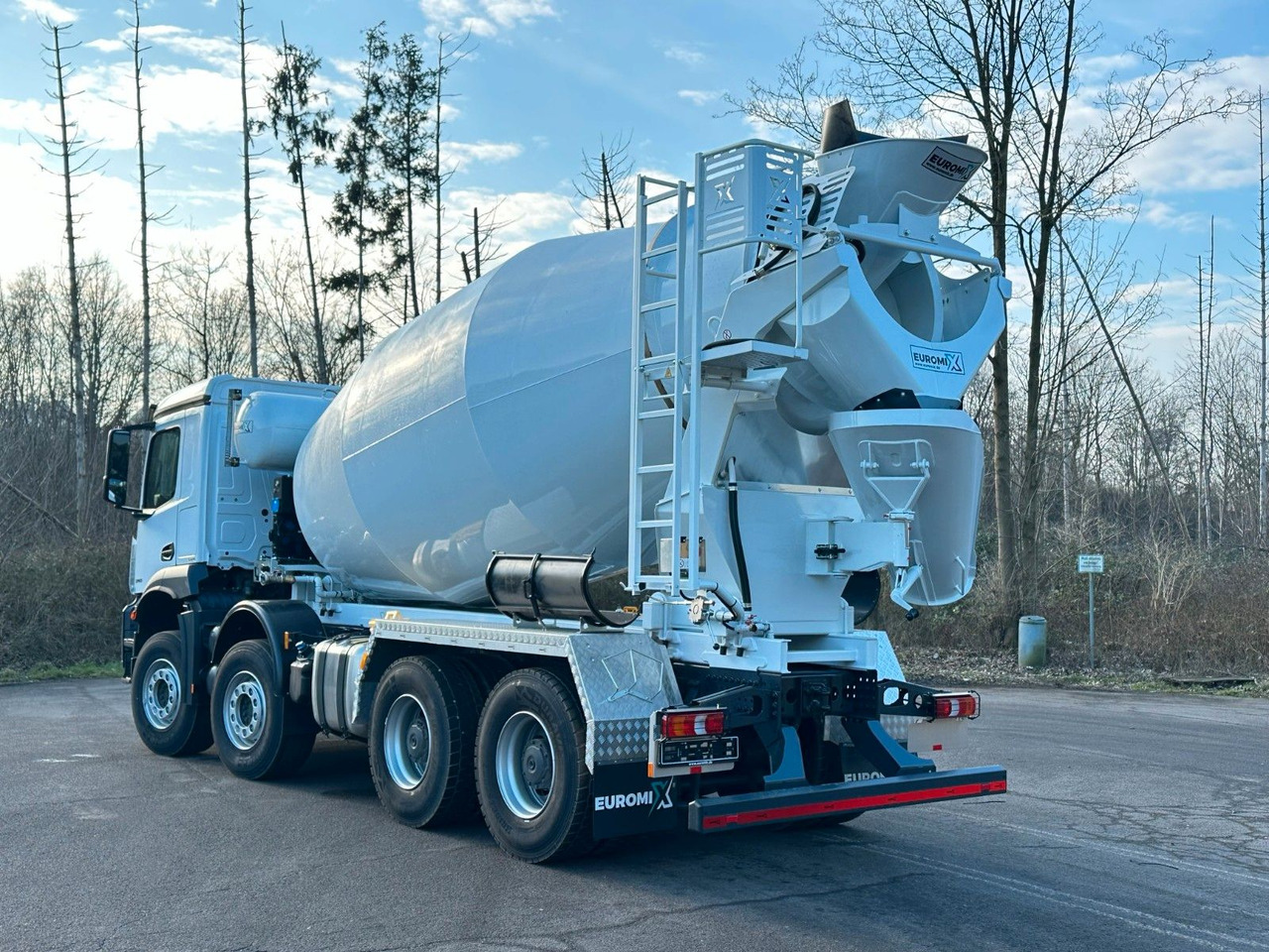 Mercedes-Benz Arocs 5 3743 8X4 / Euro6e EuromixMTP EM 10 L - Μπετονιέρα φορτηγό: φωτογραφία 4 Mercedes-Benz Arocs 5 3743 8X4 / Euro6e EuromixMTP EM 10 L - Μπετονιέρα φορτηγό: φωτογραφία 4