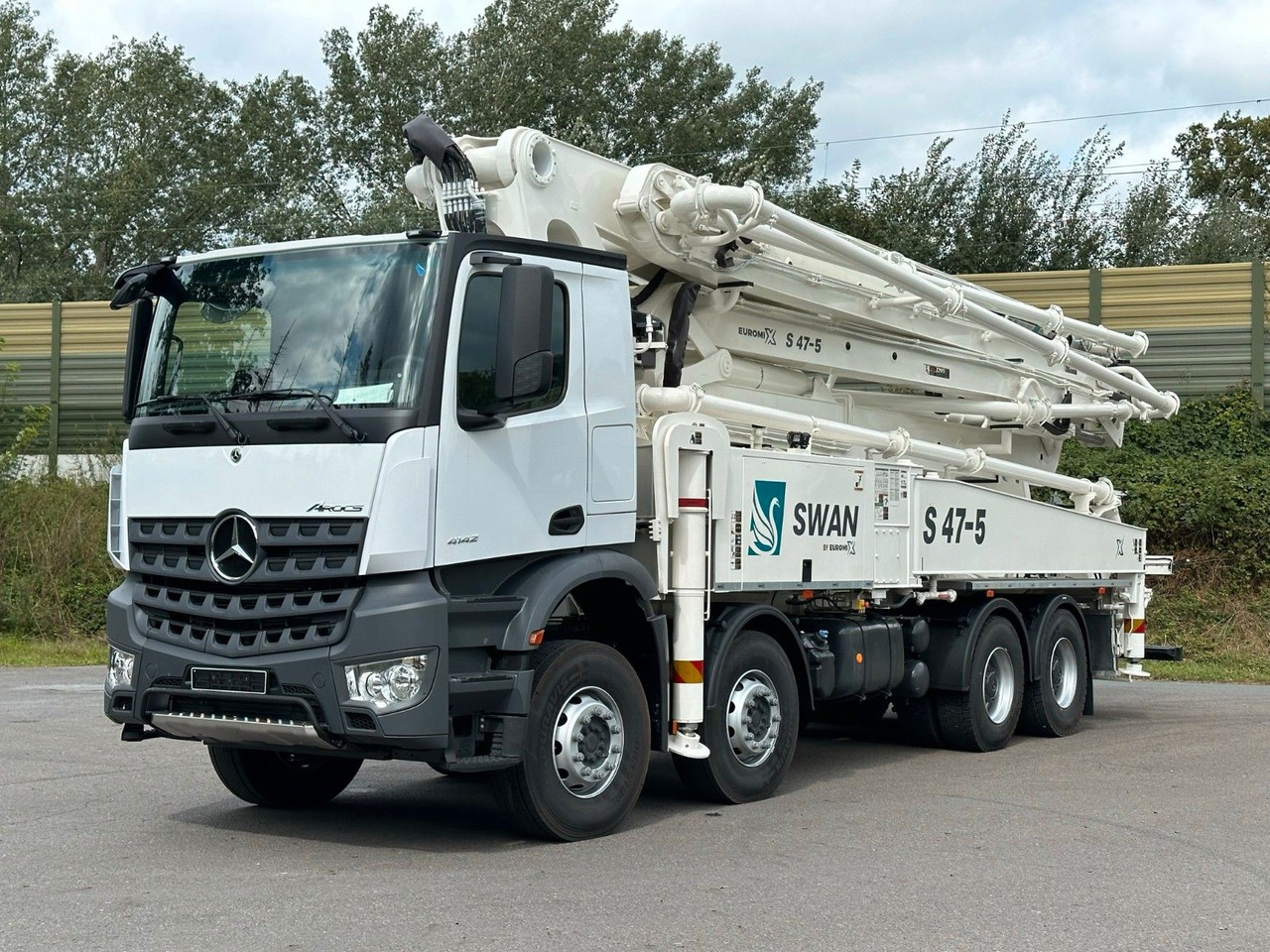 Mercedes-Benz Arocs 5 4142 8x4 SWAN TSP 47-5 160RZ ( 47m ) - Αντλία σκυροδέματος: φωτογραφία 3 Mercedes-Benz Arocs 5 4142 8x4 SWAN TSP 47-5 160RZ ( 47m ) - Αντλία σκυροδέματος: φωτογραφία 3