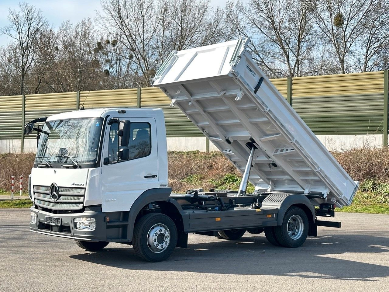 Mercedes-Benz Atego 1224 K EuromixMTP 3-Seiten-Kipper - Φορτηγό ανατρεπόμενο: φωτογραφία 1 Mercedes-Benz Atego 1224 K EuromixMTP 3-Seiten-Kipper - Φορτηγό ανατρεπόμενο: φωτογραφία 1
