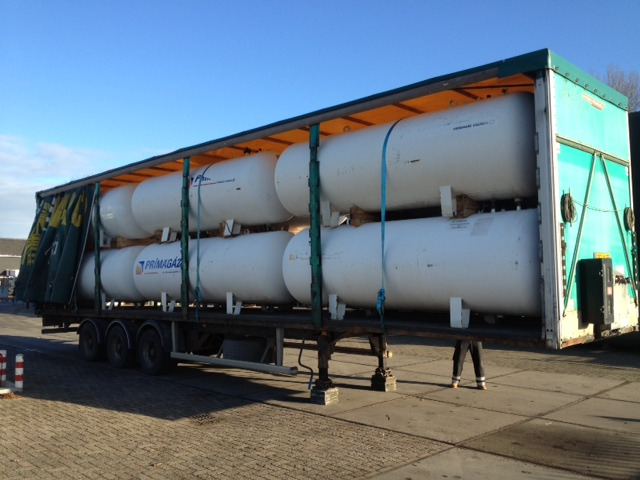5000 L (2,5 ton) Gastank on trailer -Gas, Gaz, LPG, GPL, Propane, Butane tanks aboveground working pressure 15.6 bar Used tanks-Also available per single piece ID 1.005 - Ρεζερβουάρ καυσίμου για Φορτηγό: φωτογραφία 1 5000 L (2,5 ton) Gastank on trailer -Gas, Gaz, LPG, GPL, Propane, Butane tanks aboveground working pressure 15.6 bar Used tanks-Also available per single piece ID 1.005 - Ρεζερβουάρ καυσίμου για Φορτηγό: φωτογραφία 1