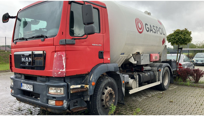 MAN TGM 18.250 4x2 15412 Liter Gas tank truck ID 2.170 - Φορτηγό βυτιοφόρο: φωτογραφία 1 MAN TGM 18.250 4x2 15412 Liter Gas tank truck ID 2.170 - Φορτηγό βυτιοφόρο: φωτογραφία 1