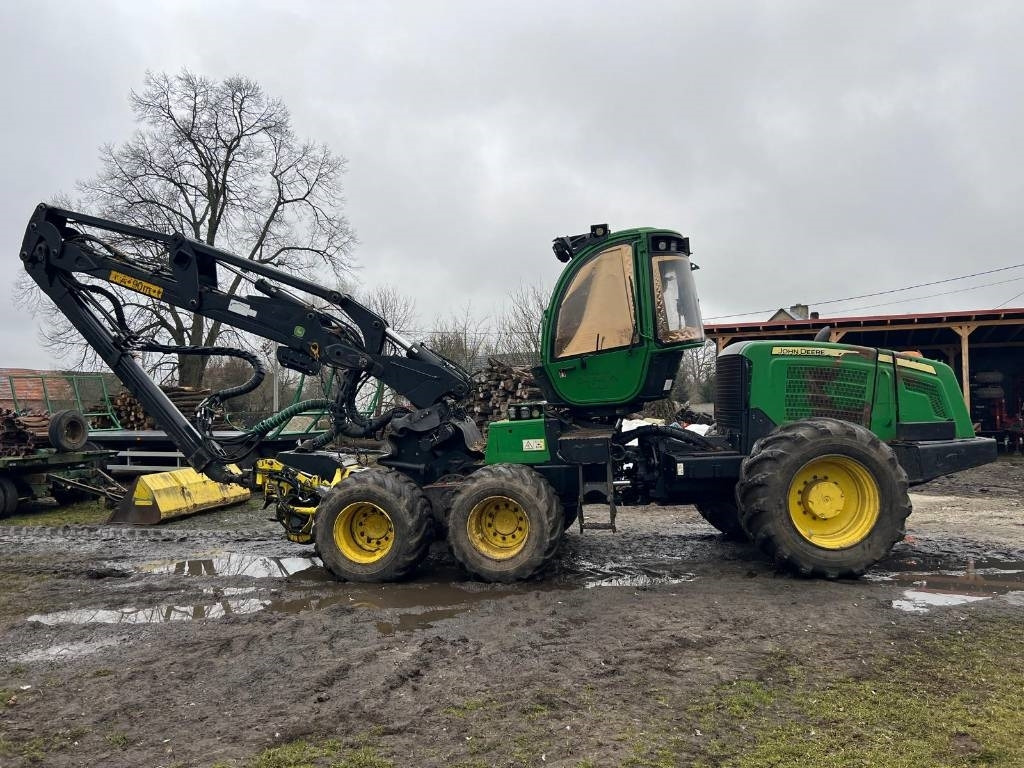 John Deere 1170 E - Συλλεκτική μηχανή - forest harvester: φωτογραφία 4 John Deere 1170 E - Συλλεκτική μηχανή - forest harvester: φωτογραφία 4