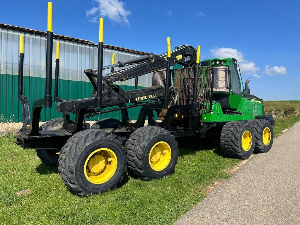 John Deere 1510 G - Λαστιχοφόρα προωθητικo - forwarder: φωτογραφία 5 John Deere 1510 G - Λαστιχοφόρα προωθητικo - forwarder: φωτογραφία 5