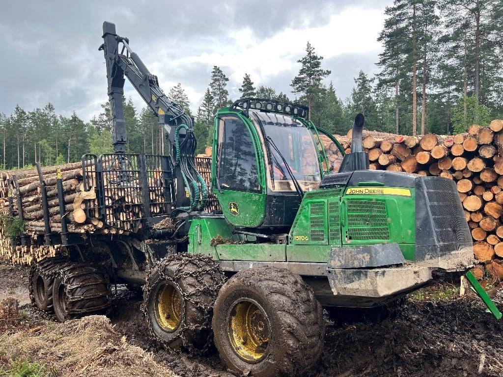 John Deere 1510 G - Λαστιχοφόρα προωθητικo - forwarder: φωτογραφία 3 John Deere 1510 G - Λαστιχοφόρα προωθητικo - forwarder: φωτογραφία 3