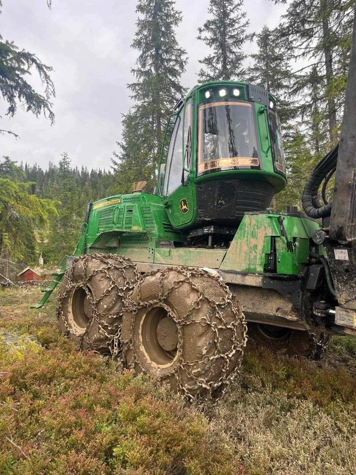 John Deere 1910G - Λαστιχοφόρα προωθητικo - forwarder: φωτογραφία 4 John Deere 1910G - Λαστιχοφόρα προωθητικo - forwarder: φωτογραφία 4
