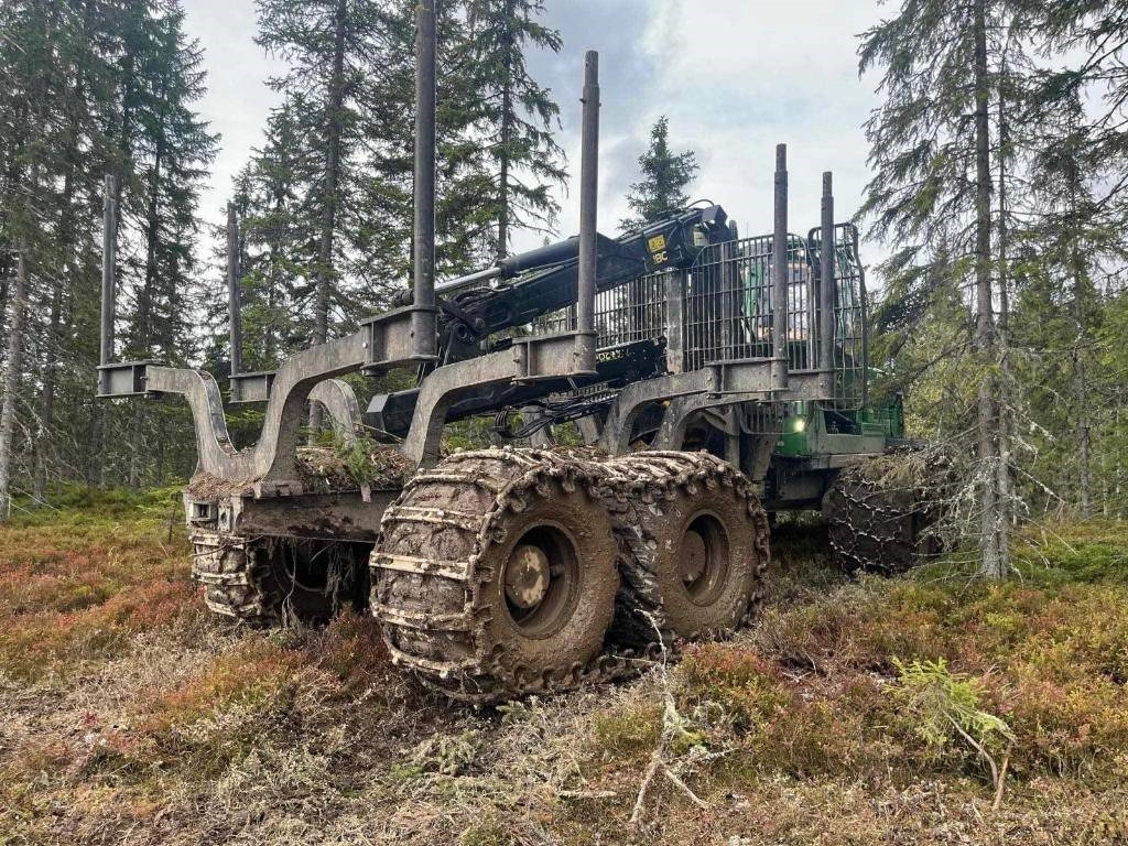 John Deere 1910G - Λαστιχοφόρα προωθητικo - forwarder: φωτογραφία 5 John Deere 1910G - Λαστιχοφόρα προωθητικo - forwarder: φωτογραφία 5