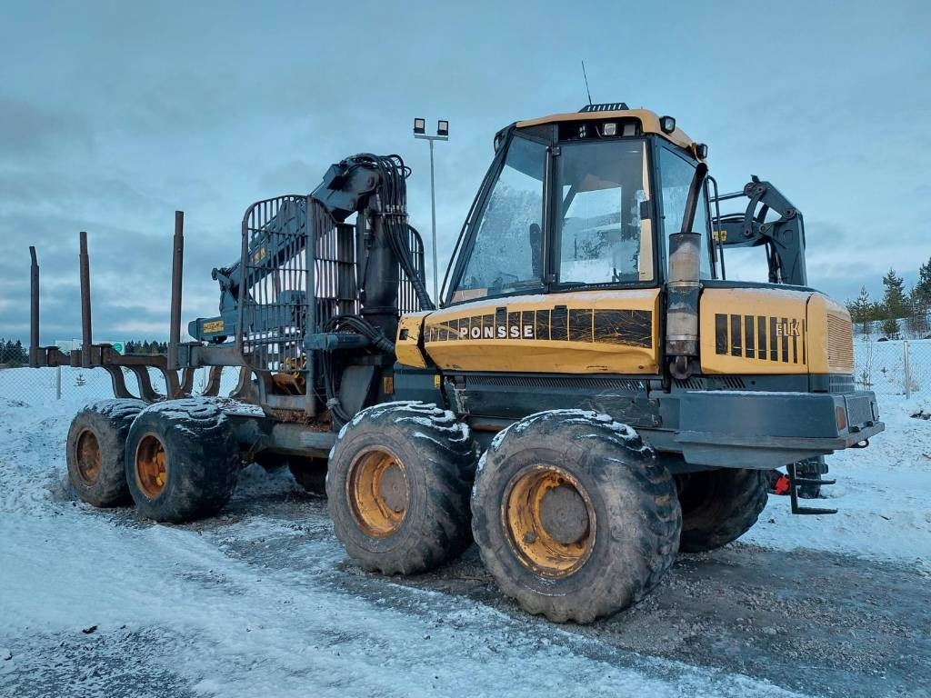 Ponsse Elk - Λαστιχοφόρα προωθητικo - forwarder: φωτογραφία 1 Ponsse Elk - Λαστιχοφόρα προωθητικo - forwarder: φωτογραφία 1