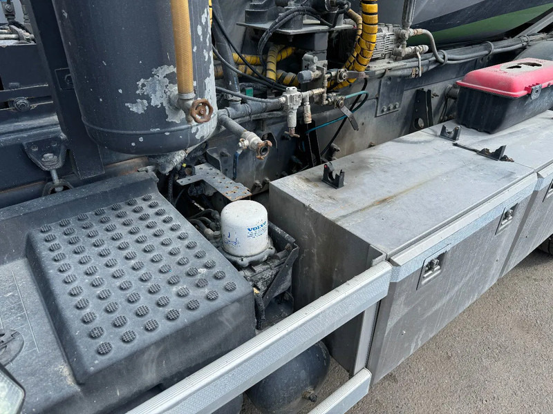 Volvo FH 460 6x2*4, Euro 6, Mixer with Hydraulic-slide, 2013 - Μπετονιέρα φορτηγό: φωτογραφία 5 Volvo FH 460 6x2*4, Euro 6, Mixer with Hydraulic-slide, 2013 - Μπετονιέρα φορτηγό: φωτογραφία 5
