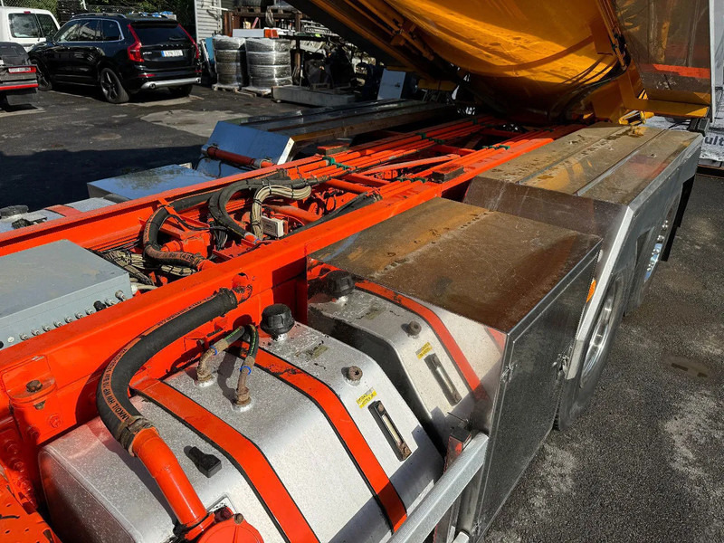 Volvo FMX 450 6x2*4, 14m3 Combi, Sludge / High Pressure-truck, 2017 - Όχημα εκκένωσης βόθρων: φωτογραφία 4 Volvo FMX 450 6x2*4, 14m3 Combi, Sludge / High Pressure-truck, 2017 - Όχημα εκκένωσης βόθρων: φωτογραφία 4