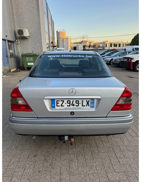 Mercedes-Benz C-Klasse **C180-PETROL-AC** - Λιμουζίνα/ Sedan: φωτογραφία 5 Mercedes-Benz C-Klasse **C180-PETROL-AC** - Λιμουζίνα/ Sedan: φωτογραφία 5