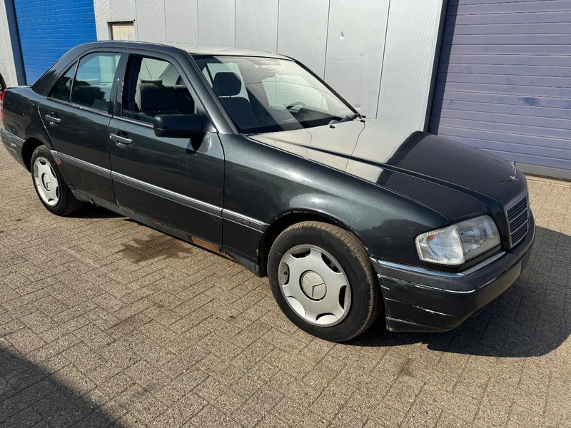 Mercedes-Benz C-Klasse **C220DIESEL-BELGIANCAR** - Λιμουζίνα/ Sedan: φωτογραφία 3 Mercedes-Benz C-Klasse **C220DIESEL-BELGIANCAR** - Λιμουζίνα/ Sedan: φωτογραφία 3
