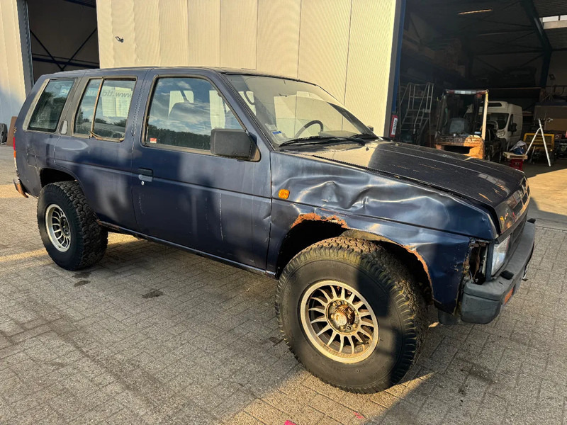 Nissan Terrano **4X4-DIESEL-LONG CHASSIS** - Αυτοκίνητο: φωτογραφία 3 Nissan Terrano **4X4-DIESEL-LONG CHASSIS** - Αυτοκίνητο: φωτογραφία 3