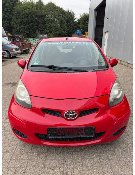 Toyota Aygo **5DOORS-BELGIAN CAR** - Hatchback: φωτογραφία 2 Toyota Aygo **5DOORS-BELGIAN CAR** - Hatchback: φωτογραφία 2
