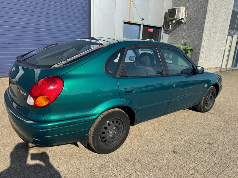Toyota Corolla **5DOORS-PETROL-BELGIAN CAR-1A** - Λιμουζίνα/ Sedan: φωτογραφία 4 Toyota Corolla **5DOORS-PETROL-BELGIAN CAR-1A** - Λιμουζίνα/ Sedan: φωτογραφία 4