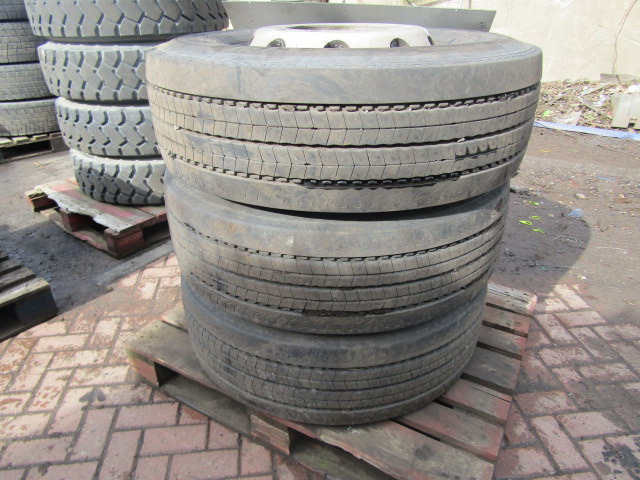 315/70/22.5 ‘ALCOA'(4) MICHELIN STEER PATTERN – 4 PIECE SET - Ελαστικό για Φορτηγό: φωτογραφία 3 315/70/22.5 ‘ALCOA'(4) MICHELIN STEER PATTERN – 4 PIECE SET - Ελαστικό για Φορτηγό: φωτογραφία 3