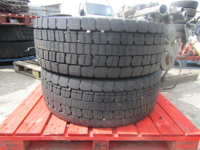315/70/22.5 DRIVE AND STEER PATTERN WHEEL AND TYRE - Ελαστικό για Φορτηγό: φωτογραφία 1 315/70/22.5 DRIVE AND STEER PATTERN WHEEL AND TYRE - Ελαστικό για Φορτηγό: φωτογραφία 1