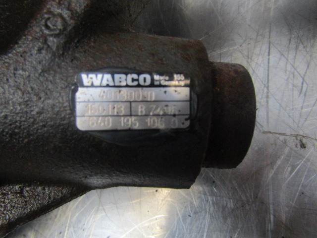 DAF LF 14TON REAR O/S BRAKE CALIPER - Εξαρτήματα φρένων για Φορτηγό: φωτογραφία 2 DAF LF 14TON REAR O/S BRAKE CALIPER - Εξαρτήματα φρένων για Φορτηγό: φωτογραφία 2
