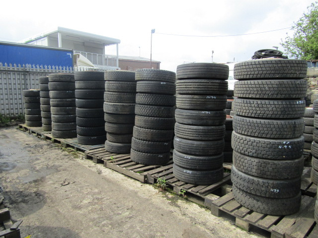 ISUZU N75 215/75/17.5 WHEELS AND TYRES 100 AVAILABLE FROM £50-100 - Ελαστικό για Φορτηγό: φωτογραφία 2 ISUZU N75 215/75/17.5 WHEELS AND TYRES 100 AVAILABLE FROM £50-100 - Ελαστικό για Φορτηγό: φωτογραφία 2