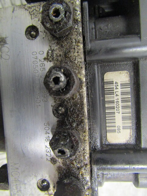 IVECO DAILY 3.0 (FICE 3481C) ABS PUMP/ECU BOSCH P/NO 0265800606 IVECO P/NO 504182322 - Εξαρτήματα φρένων για Φορτηγό: φωτογραφία 4 IVECO DAILY 3.0 (FICE 3481C) ABS PUMP/ECU BOSCH P/NO 0265800606 IVECO P/NO 504182322 - Εξαρτήματα φρένων για Φορτηγό: φωτογραφία 4