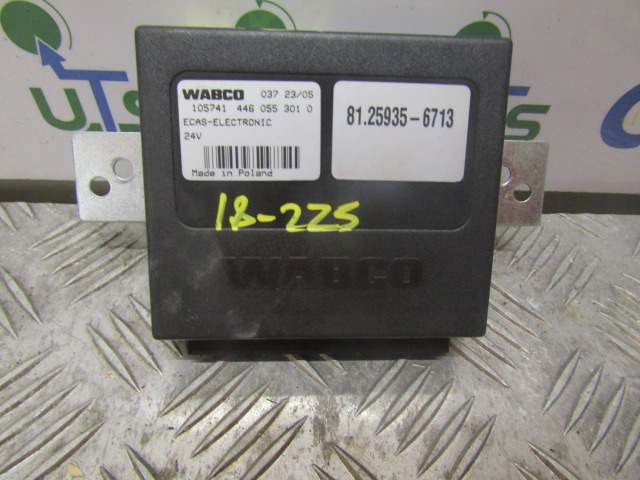 MAN M2000 18.225 ECAS ECU P/NO 81.25935.6713 - Ηλεκτρονική μονάδα ελέγχου για Φορτηγό: φωτογραφία 1 MAN M2000 18.225 ECAS ECU P/NO 81.25935.6713 - Ηλεκτρονική μονάδα ελέγχου για Φορτηγό: φωτογραφία 1