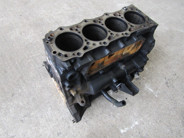 MITSUBISHI 4M42 STD BLOCK - Κινητήρας και ανταλλακτικά για Φορτηγό: φωτογραφία 1 MITSUBISHI 4M42 STD BLOCK - Κινητήρας και ανταλλακτικά για Φορτηγό: φωτογραφία 1