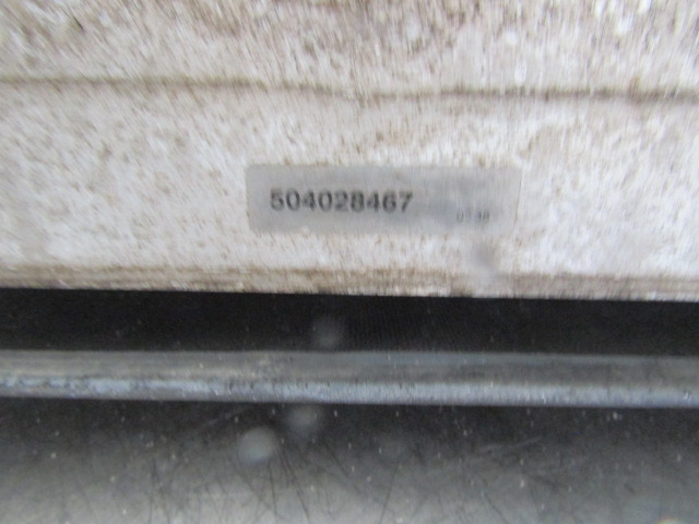 RENAULT MIDLUM DCI 130 INTERCOOLER P/NO 504028467 - Ψυγείο αυτοκίνητο για Φορτηγό: φωτογραφία 2 RENAULT MIDLUM DCI 130 INTERCOOLER P/NO 504028467 - Ψυγείο αυτοκίνητο για Φορτηγό: φωτογραφία 2