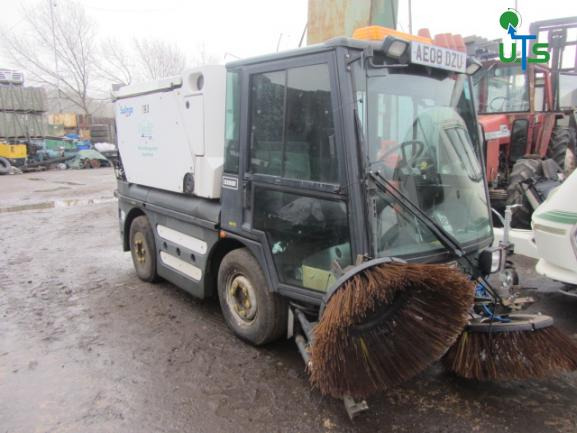 SCHMIDT SWINGO 250 BREAKING FOR SPARES 2008 - Σάρωθρο δρόμων: φωτογραφία 1 SCHMIDT SWINGO 250 BREAKING FOR SPARES 2008 - Σάρωθρο δρόμων: φωτογραφία 1