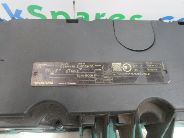 VOLVO FE 240 / 280 D7E CYLINDER HEAD COMPLETE - Κινητήρας και ανταλλακτικά για Φορτηγό: φωτογραφία 3 VOLVO FE 240 / 280 D7E CYLINDER HEAD COMPLETE - Κινητήρας και ανταλλακτικά για Φορτηγό: φωτογραφία 3