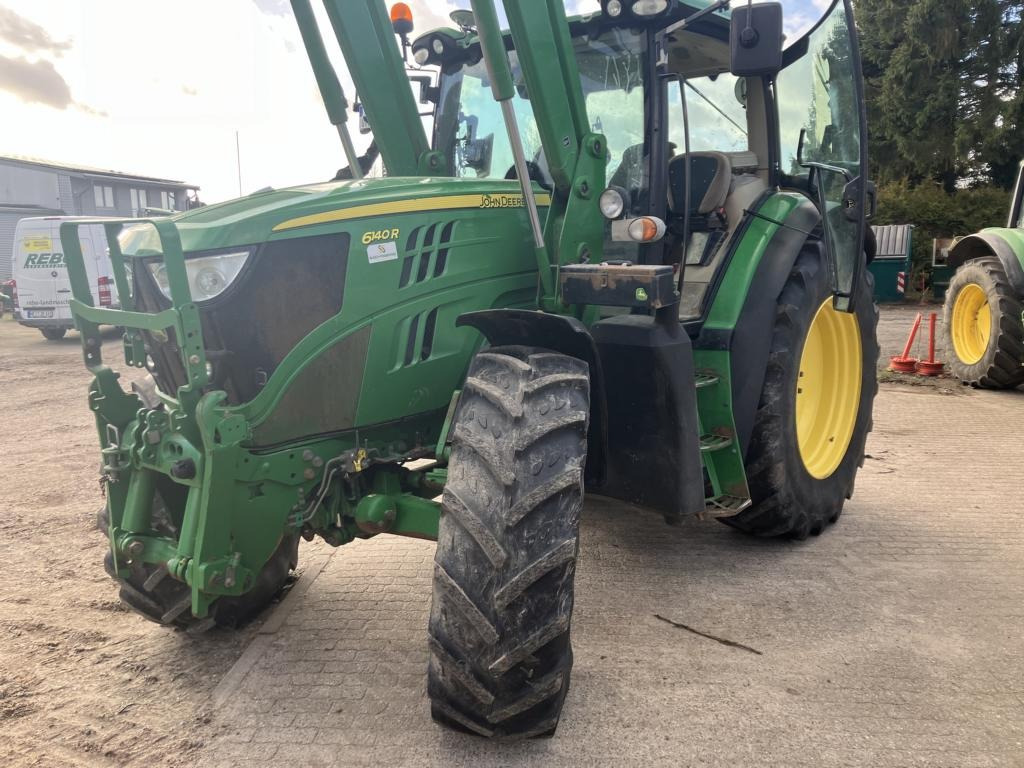 John Deere 6140R - Τρακτέρ: φωτογραφία 2 John Deere 6140R - Τρακτέρ: φωτογραφία 2