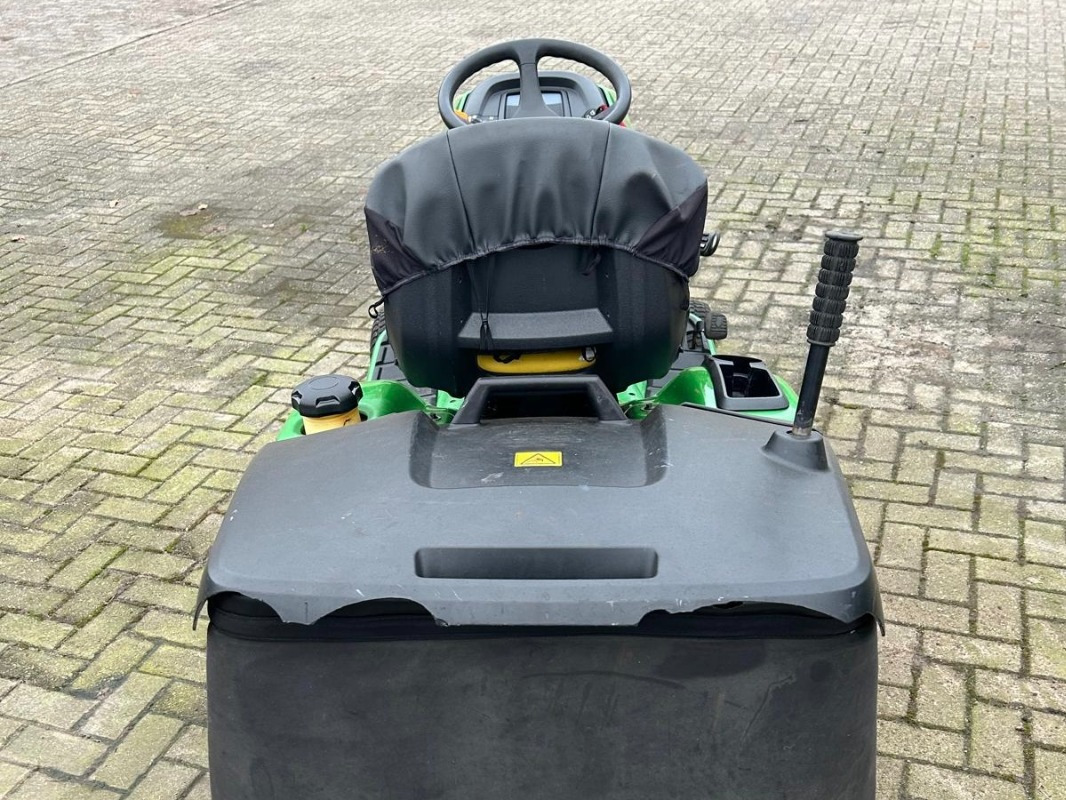 John Deere X305R RASENTRAKTOR (MY11) - Χορτοκοπτικό: φωτογραφία 5 John Deere X305R RASENTRAKTOR (MY11) - Χορτοκοπτικό: φωτογραφία 5